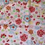 Poplin-Blomster og sommerfugle lyserød