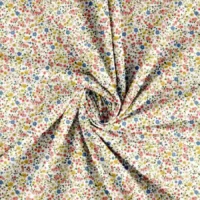 Patchwork stof med flotte små blomster 2
