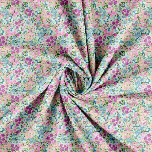 Patchwork stof med små multi farvede blomster