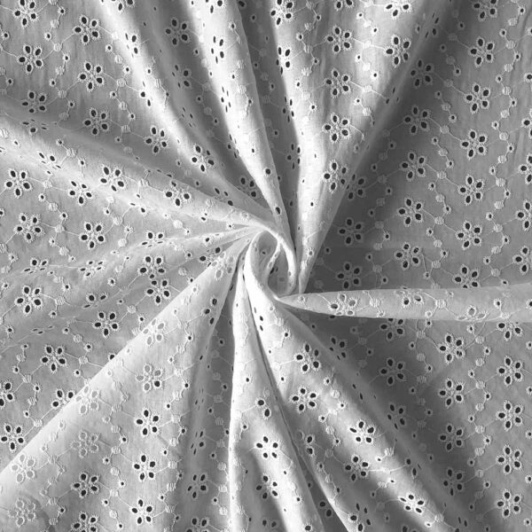 Broderi anglaise – hvid med blomster og cirkler