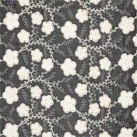 Denim - broderi blomster sort