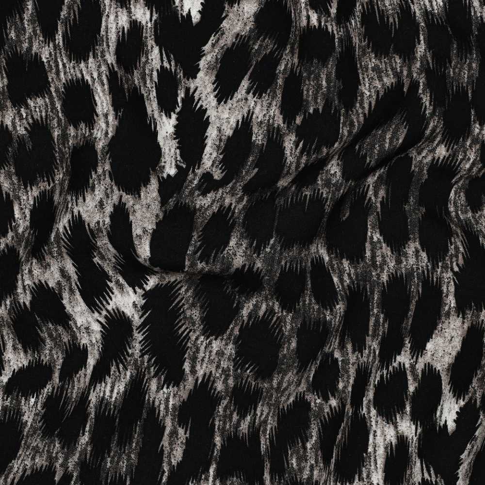 Viscose med gepard print i grå - Billede 4