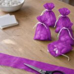 Gaveposer syet af organza i magenta